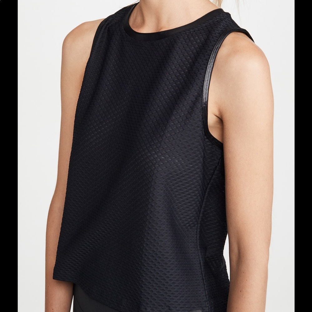 Koral Black Tank